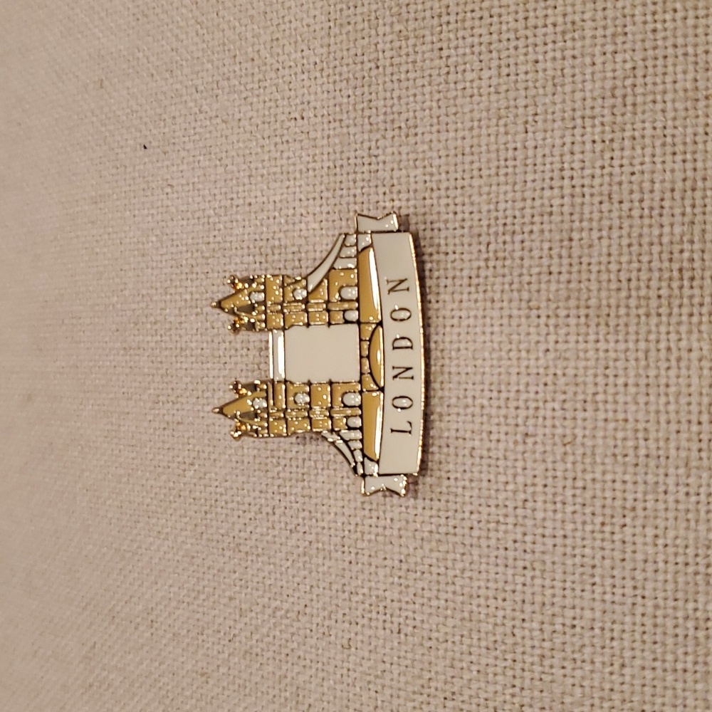 Burberry Gold and Cream London Bridge Enamel Pin
